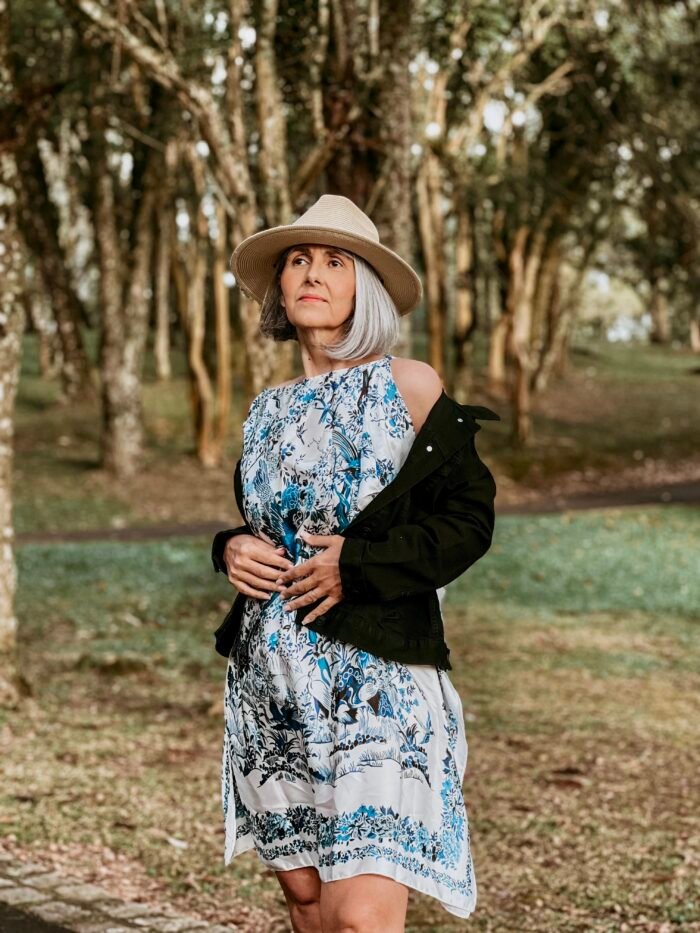Azul Selvagem Halter Dress