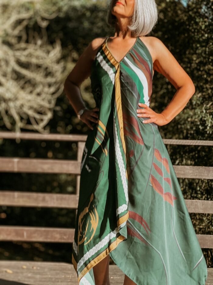"Verde Alma" Wrap Dress - Image 4