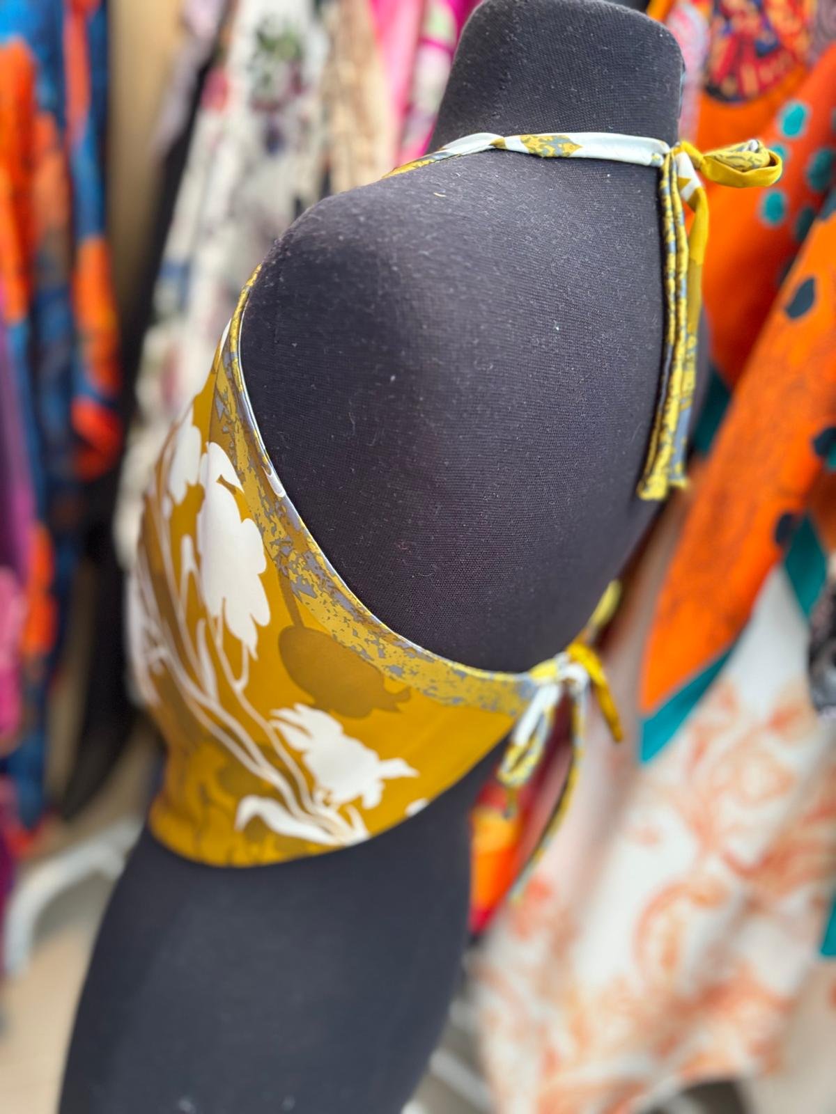 halter neck in silk - Image 7